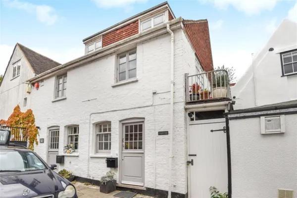 Stylish Cottage With Quay And River View Lymington Exteriör bild